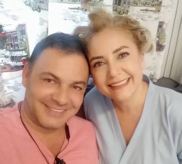 Kızılcık Şerbeti'nin Pembe kaynanası Sibel Taşçıoğlu'nun eşi çıka çıka bakın kim çıktı! Meğer eşi Erkan Kolçak Köstendil'in...-8
