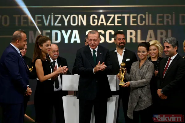 Başkan Erdoğan, Radyo Televizyon Gazetecileri Derneği 2017 Yılı Medya Oscarları Ödül Töreni'ne katıldı - 33