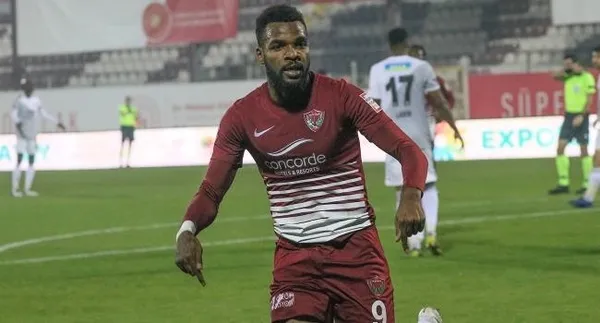 Barcelona'dan ayrılan Messi, Fransız devi PSG'ye imza attı (Yurttan ve dünyadan spor gündemi)-9