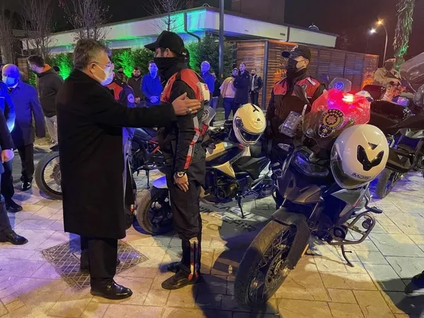 fetoculerden-alcak-propaganda-polis-telsizine-girdiler-1641018242352.jpg FETÖ'cülerden alçak propaganda! Polis telsizine girdiler-2