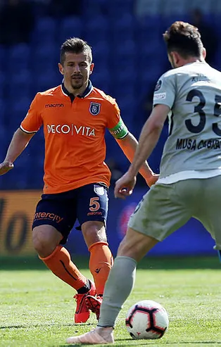 Başakşehir'e Çaykur Rizespor çelmesi