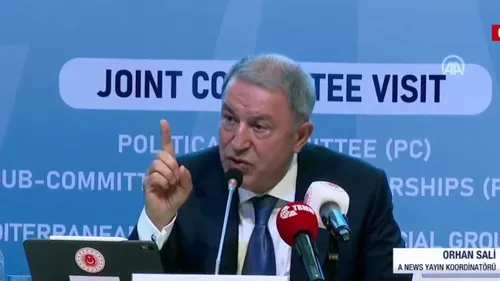 SON DAKİKA: İstanbul’daki NATO toplantısında Milli Savunma Bakanı Hulusi Akar’dan Yunan vekile sert tepki: Yunanistan’daki Lavrion kampını bilmeyen yok