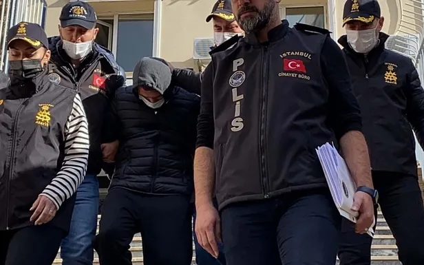 can-goktug-boz-kimdir-kac-yasinda-nereli-can-goktug-boz-tutuklandi-mi-katilin-babasindan-sok-sozler-1636655758923.jpg Can Göktuğ Boz son dakika tutuklandı mı? Can Göktuğ Boz kimdir, kaç yaşında, nereli? Katilin babasından şok sözler!-2