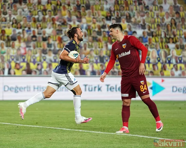 Fenerbahçe- Hes Kablo Kayserispor maçı hakkında olay sözler: Artık F.Bahçe forması giymemeliler - 11