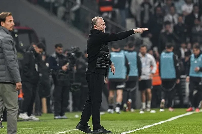 sergen-yalcindan-antepte-kupa-rotasyonu-iste-besiktasin-muhtemel-11i-1777621267786.jpeg Sergen Yalçın, kupayı düşünüp rotasyona gidecek.
