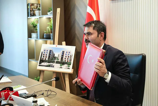 turkiye-arnavutluka-dost-elini-uzatti-toki-imzali-522-konut-yapilacak-1593677005452.jpg Türkiye Arnavutluk'a dost elini uzattı! TOKİ imzalı 522 konut yapılacak...-2