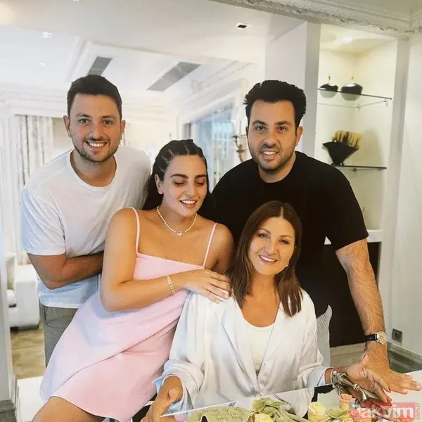 Sibel Can Ve Çocukları