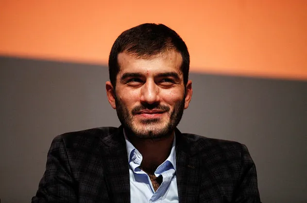 Sevilen oyuncu Ufuk Bayraktar cezaevine girdi