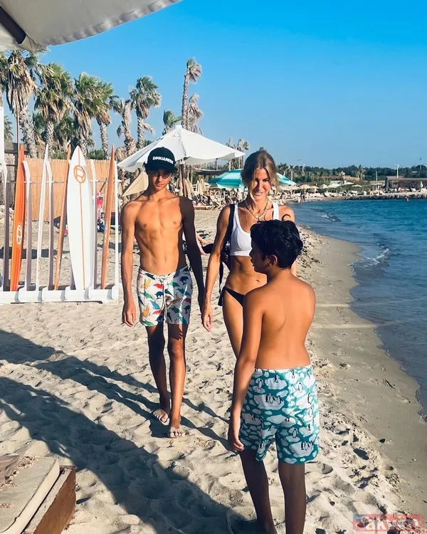 7 yıllık evliliğin 2 meyvesi! Çağla Şıkel son hallerini paylaştı! Emre Altuğ’un oğullarına Melek Baykal’dan yorum: “Yakışıklılar müthiş olmuşlar...” - 21