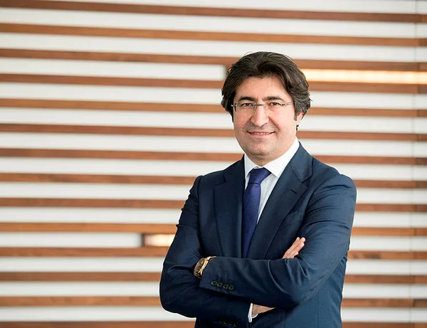 son-dakika-ziraat-bankasinda-gorev-degisimi-ziraat-bankasi-genel-muduru-alpaslan-cakar-oldu-alpaslan-cakar-kimdir-1616750430475.jpg SON DAKİKA! Ziraat Bankası'nda görev değişimi! Ziraat Bankası Genel Müdürü Alpaslan Çakar oldu | Alpaslan Çakar kimdir?-1