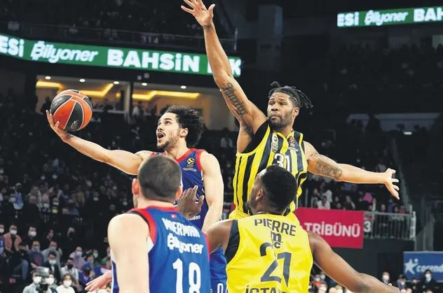 Euroleague'de kazanan Anadolu Efes
