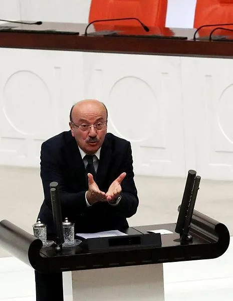 chp-ve-feto-el-ele-mehmet-bekaroglundan-teror-orgutune-iktidari-gonderme-vaadi-1637695911052.jpeg CHP ve FETÖ el ele! Mehmet Bekaroğlu'ndan terör örgütüne 'iktidarı gönderme' vaadi-3