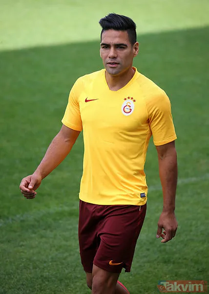 Galatasaray'da Radamel Falcao krizi derinleşiyor! Takvim, Falcao ile ilgili bomba gerçeği ortaya çıkardı - 10