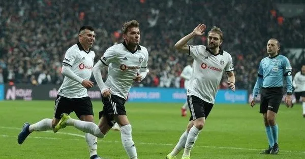 Besiktas Vodafone Park Ta Galatasaray I Devirerek Zirve Yarisinda Bende Var Im Dedi Takvim