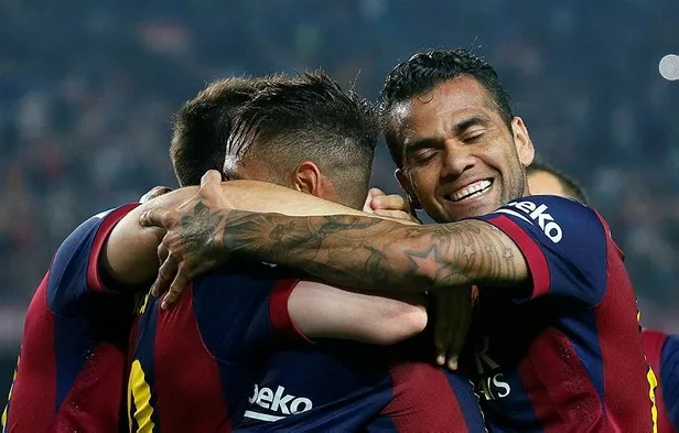barcelona-resmen-acikladi-dani-alves-geri-dondu-1636748695466.jpeg Barcelona resmen açıkladı! Dani Alves geri döndü-5