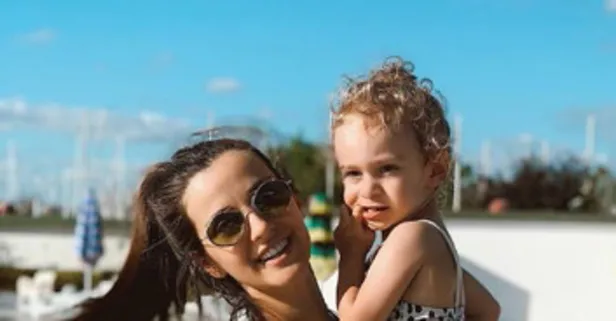 Sen Anlat Karadeniz'in Nefes'i İrem Helvacıoğlu yeğeni ile poz verdi