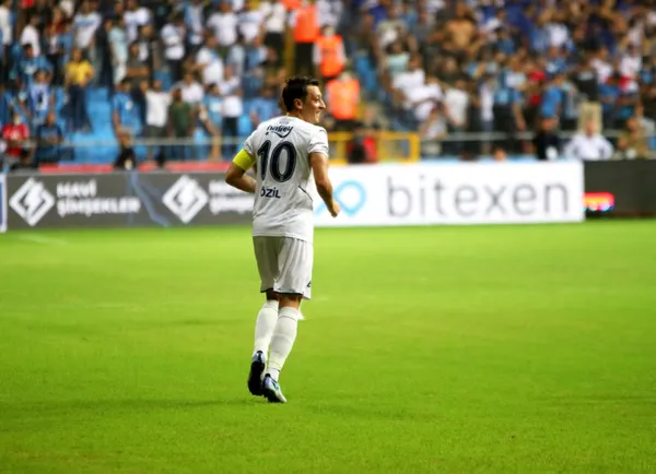 son-dakika-erman-toroglundan-flas-mesut-ozil-sozleri-demek-ki-mesut-takima-giremiyor-1629667269524.jpg SON DAKİKA: Erman Toroğlu'ndan flaş Mesut Özil sözleri: Demek ki Mesut takıma giremiyor-3