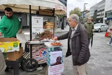FETÖ elebaşının ölümünü kutladı