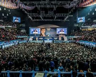 AK Parti kongresinde Erdoğan sürprizi