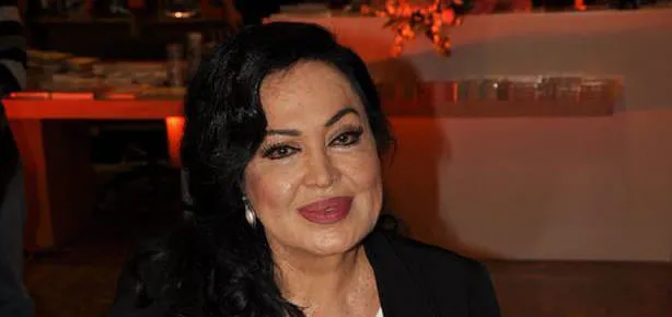 Türkan Şoray izdihamı çıktı