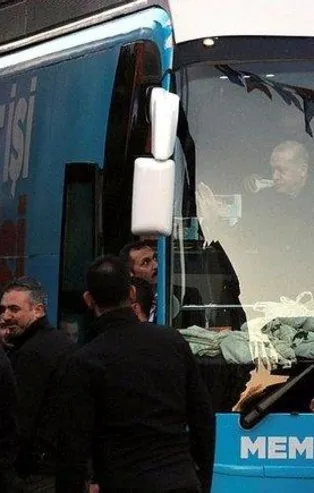 Başkan Erdoğan kendisine seslenen engelli genç için aracını durdurdu