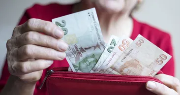 Tek bir dilekçeyle maaş bağlanacak! Şartlar belli oldu! 25 yıl evli kalana emeklilik müjdesi geldi!
