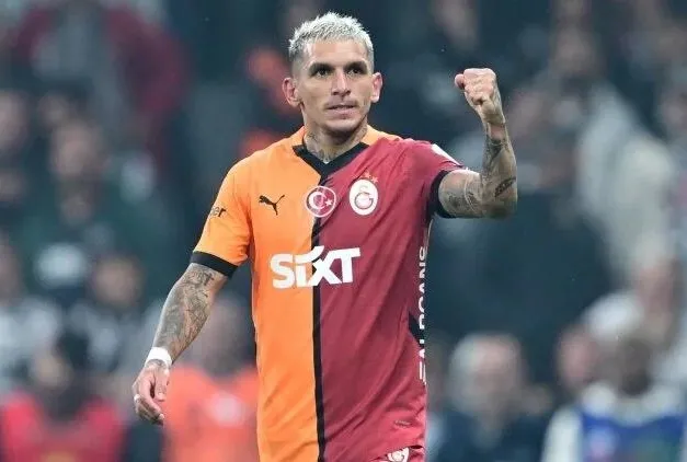 Derbi golcüsü Torreira!