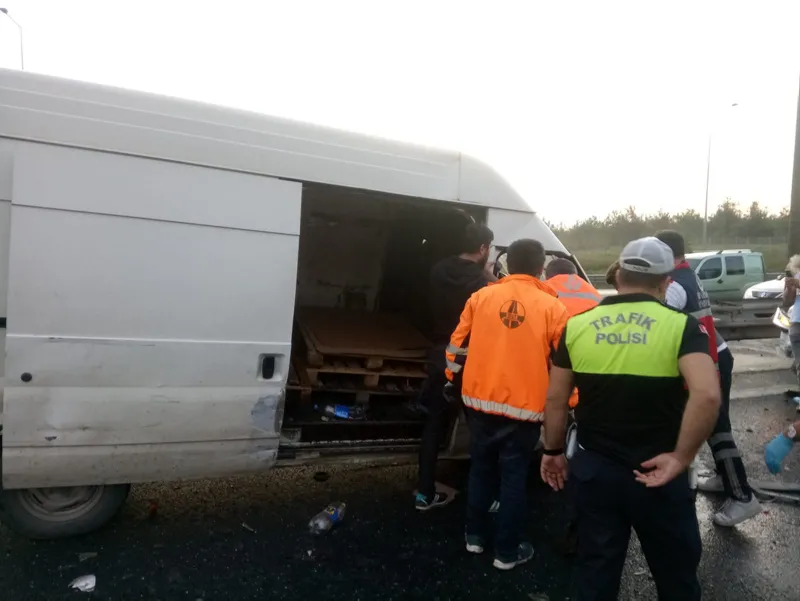 TEM'de can pazarı!  Yaralılar var... - 8