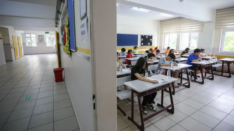 milli-egitim-bakani-yusuf-tekin-yeni-mufredata-iliskin-sorulari-yanitladi-integral-neden-kaldirildi-1715055094939.jpeg Milli Eğitim Bakanı Yusuf Tekin yeni müfredata ilişkin soruları yanıtladı! İntegral neden kaldırıldı?-4