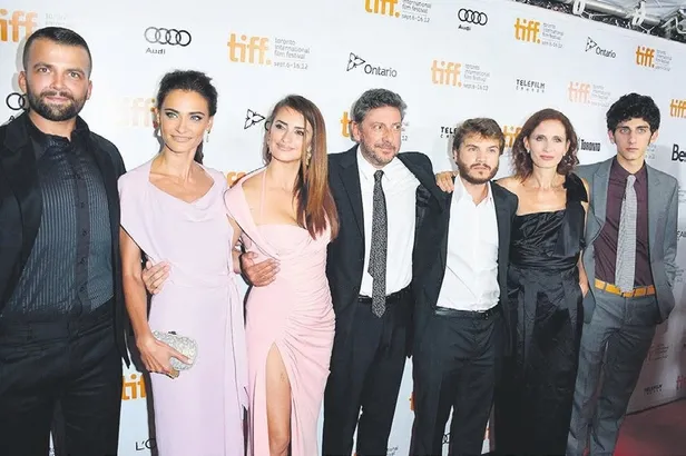 Saadet Işıl Aksoy, Hollywood yapımında rol alacak - 2