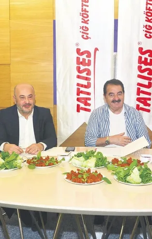 Lahmacun ve çiğ köfte restoranlarıyla dünyaya açılacağını duyuran İbrahim Tatlıses Nusret ve CZN Burak'ı topa tuttu!