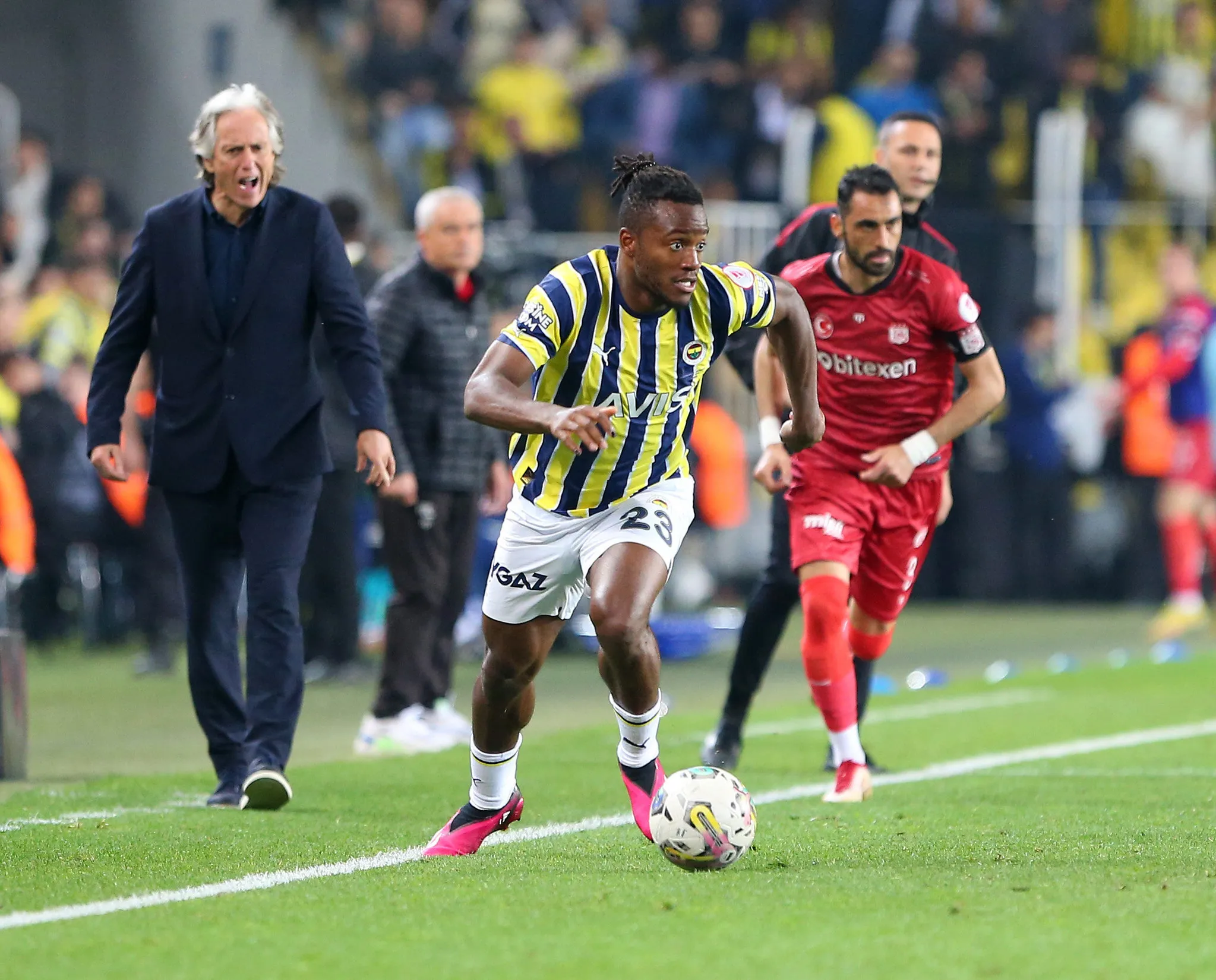 Fenerbahçe'de ilk ayrılık gerçekleşti! İşte bonservis bedeli - 5