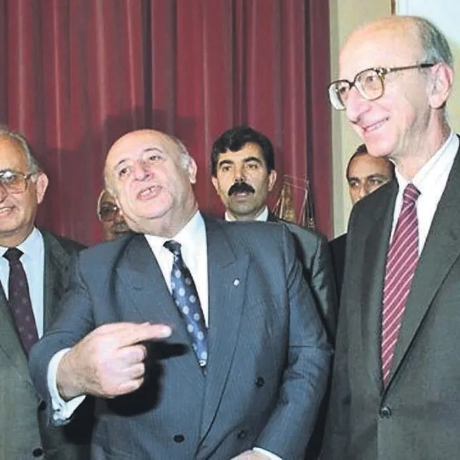 Koalisyon belası! Ülkeyi böyle felakete götürdüler... 25 günde hükümet yıkıldı