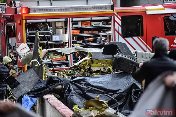 İstanbul Sancaktepe'de düşen askeri helikopterden ilk görüntüler - 45