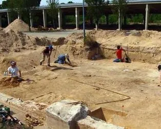 Almanya’da 100 yıllık caminin kalıntıları bulundu