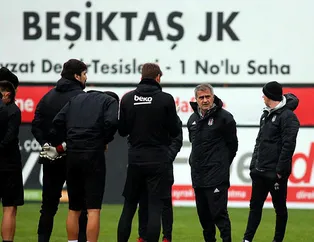 Beşiktaş'ta forvete 3 aday!