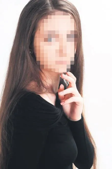 kadina-siddet-sinir-tanimadi-fenomen-gizem-celebinin-luks-araci-eski-sevgilisi-tarafindan-kursunlandi-1667087427762.jpeg Kadına şiddet, sınır tanımadı! Fenomen Gizem Çelebi'nin lüks aracı eski sevgilisi tarafından kurşunlandı-7
