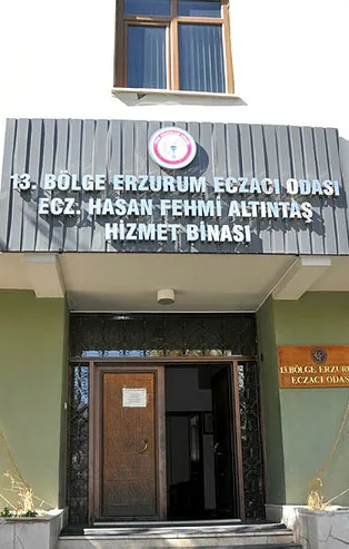 Eczacılara hakaret eden iş adamına mahkemeden gerekçeli karar! 7 bin 500 lira tazminat ödeyecek