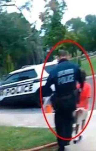 ABD polisinden bir skandal daha! 6 yaşındaki çocuğa kelepçe!