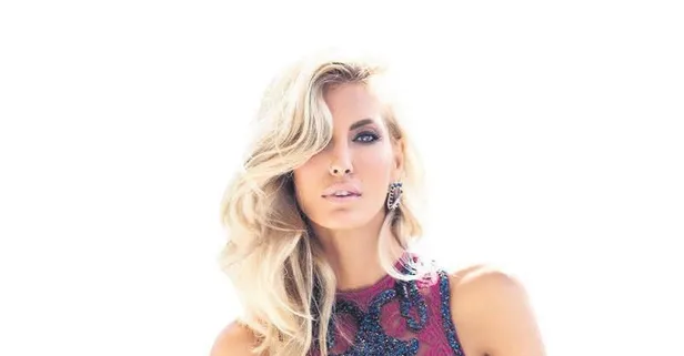 Çağla Şıkel'in tatil rotası belli oldu! Alaçatı'da 675 bin TL'ye...