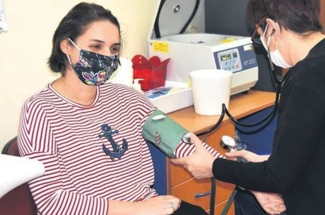 SON DAKİKA: Sağlık kahramanları koronavirüs aşısına da gönüllü oldu