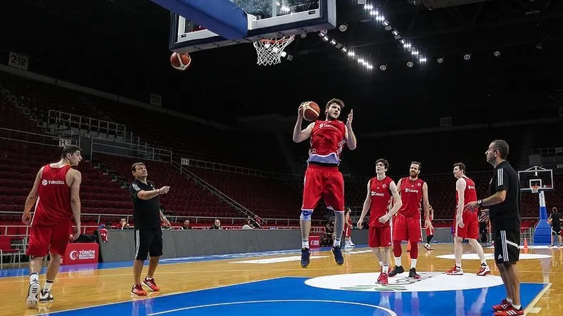 milli-basketbolcuya-kiralik-arac-soku-dolandiriciya-ceza-kesildi-1721972818489.jpeg Milli basketbolcu Barış Hersek'e "kiralık araç" şoku: Dolandırıcıya ceza kesildi-5