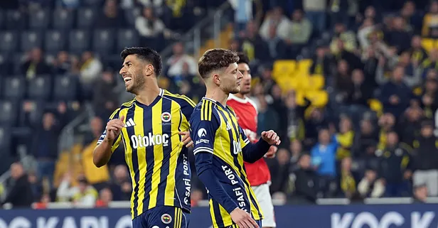 Fenerbahçe taraftarlarından Sebastian Szymanski'ye ıslıklı tepki