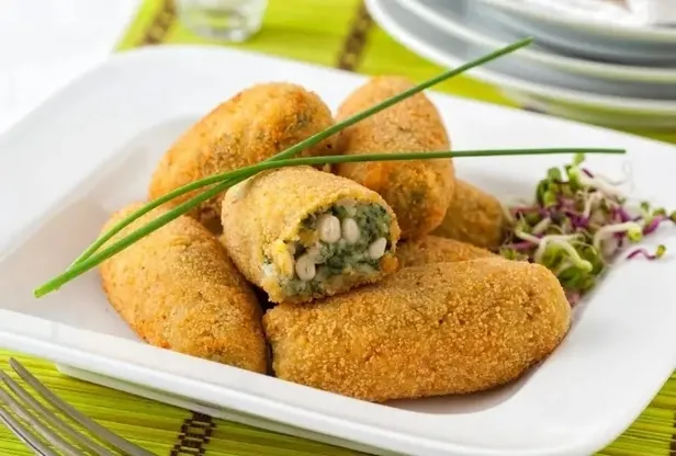 gelinim-mutfakta-kadinbudu-kofte-tarifi-orijinal-en-kolay-kadinbudu-kofte-nasil-yapilir-yemeye-doyamayacaksini-1685369614015.jpeg Orijinal, en kolay kadınbudu köfte nasıl yapılır? Gelinim Mutfakta KADINBUDU KÖFTE TARİFİ! Yemeye doyamayacaksınız...-2