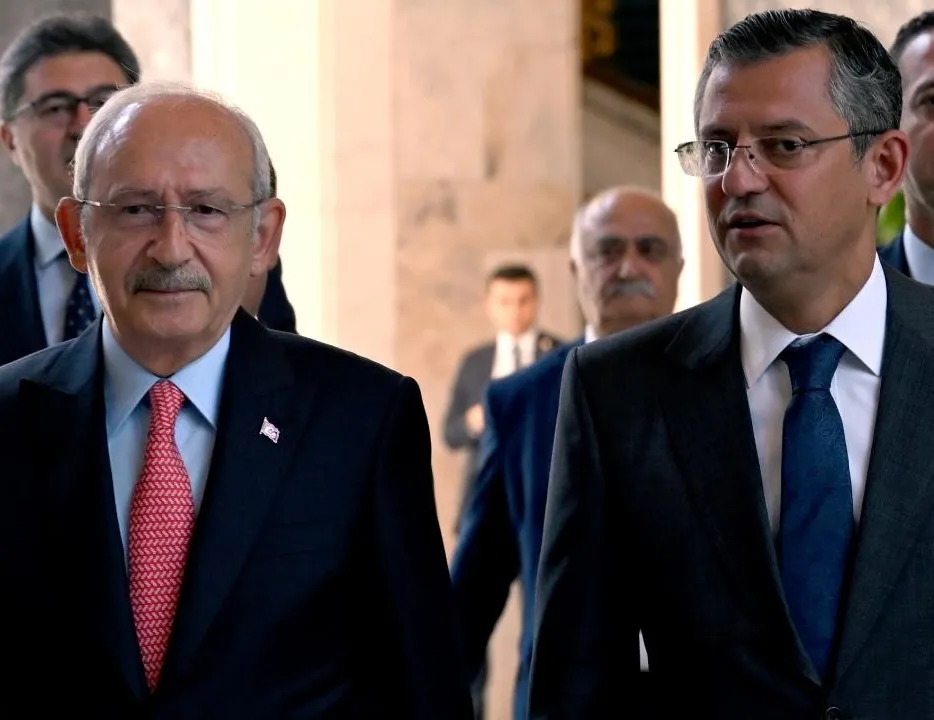 CHP’de Kılıçdaroğlu MYK’yı tasfiye için topladı! Özgür Çelik dahil 6 isim disipline sevk edildi