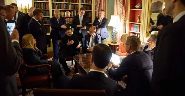 Beyaz Saray’da küfürler havada uçuştu! Trump Zelenskiy’den teslim olmasını isterken haritaları fırlattı!