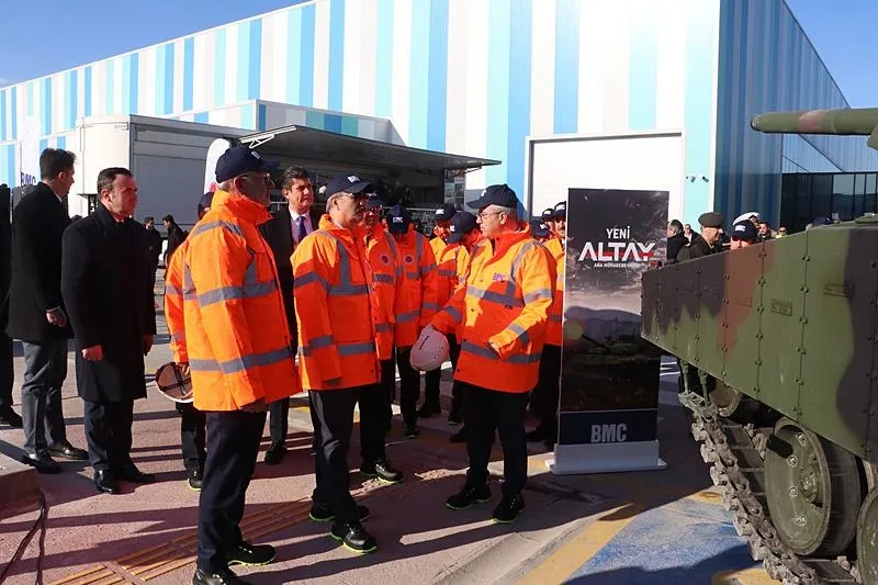 Dünyada eşi benzeri yok! İlk Altay tankı bu yıl envantere girecek (AA)