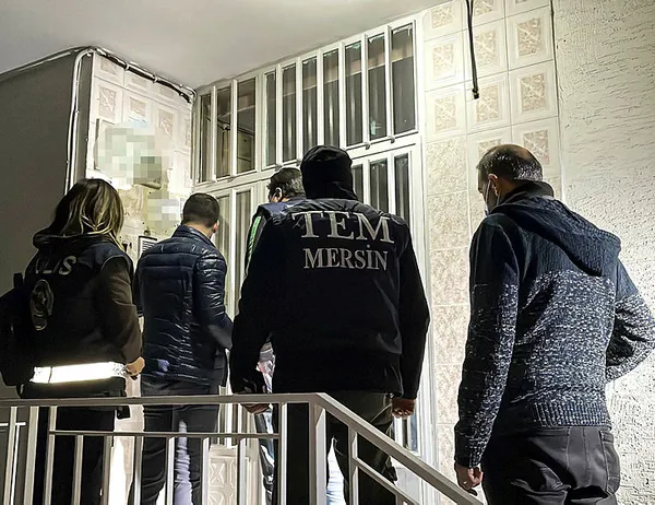 Mersin’de FETÖ operasyonu: 9 gözaltı kararı-4