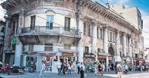 Sanatçılar yurdu Narmanlı Han: Rus Büyükelçiliği olarak İstiklal Caddesi'nde yaptırılan tarihi bina, el değiştirince...