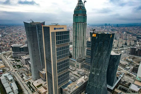 Türkiye ve Avrupa’nın en yüksek binası olacak! Merkez Bankası İstanbul Finans Merkezi’ne taşınıyor